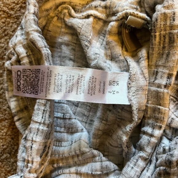 ASOS size 2 pants - Picture 7 of 7